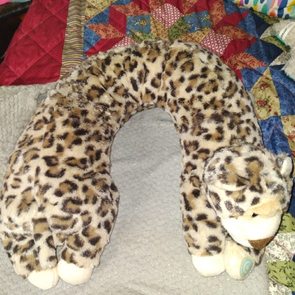 Travel pillow